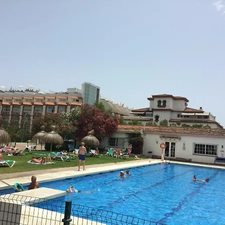 Carihuela Palace Beach
